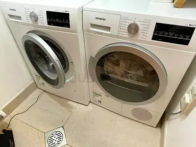 . Model Siemens iQ500 Separate Washer Dryer 9 + 9 kg