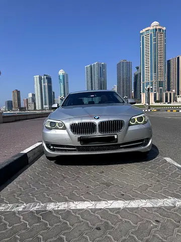 BMW 528i GCC in excellent condition