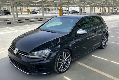 VW Golf R 2016 | 2-Door Rare Spec | GCC | Full Option | Well Maintained