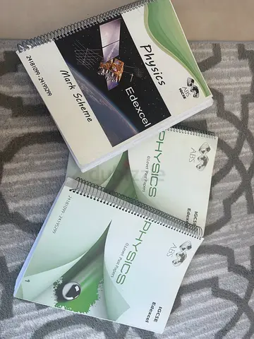 IGCSE Edexcel Physics Past Papers and Mark Scheme