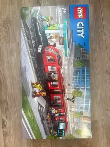BARGAIN BRAND NEW LEGO 60423 CITY DOWNTOWN TRAM