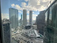 High Floor | Glass Partitioned Office | 1,000 5q. Ft.