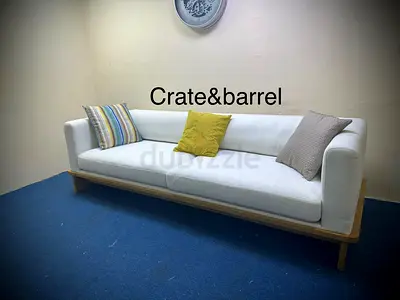 Like new condition cratebarrel 3 seater sofa