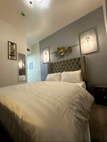 Luxuriously fully furnished studio room with balcony - very close to Baniyas metro station