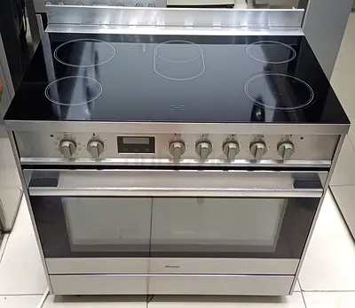 Hisense NEW Model Electric cooker 90×60cm Mint Condition
