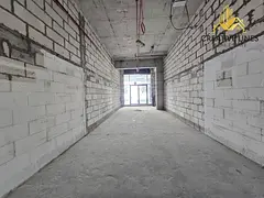 HIGH VISIBILITY // PRIME LOCATION // SHELL AND CORE