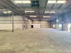 11,000Sqft Warehouse with High Power prime location in Al Quoz