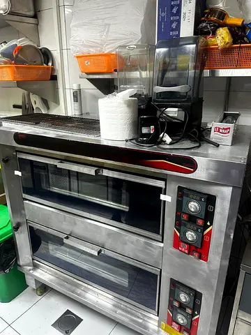 Commercial Oven with Blender