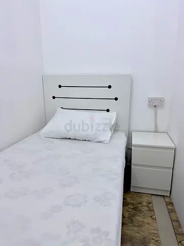 Ensuite Partition Room | Metro 3 Minutes Walk