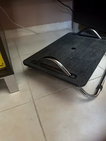 Footstool flexible angle