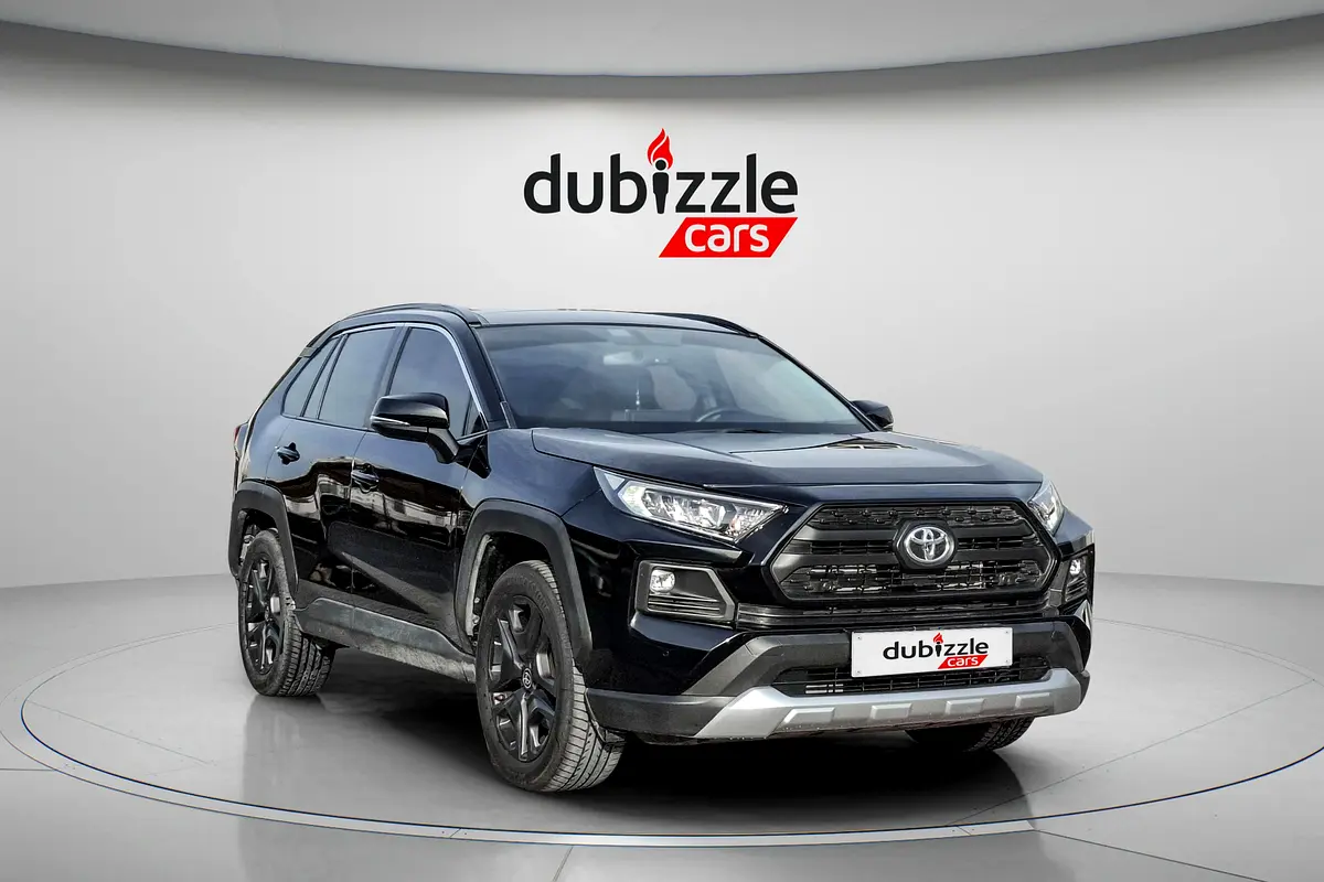 Toyota Rav 4 2023 — photo 1 of 15