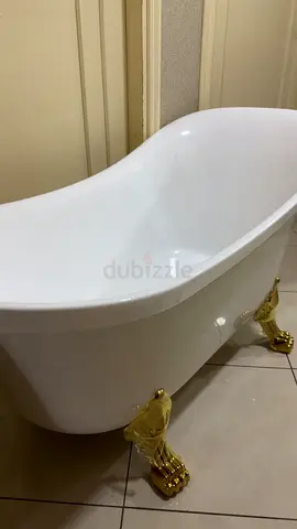 بانيو حمام حوض استحمام white bathtub