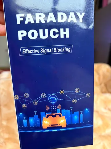 Faraday Pouch for Effective Signal Blocking