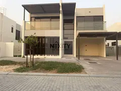 V3 TYPE | 6 BR STAND ALONE | VACANT | FEW STEPS FROM POOL