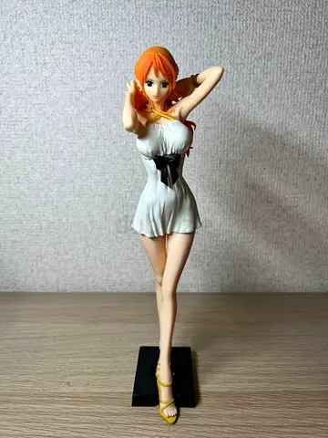 One Piece Film Gold Banpresto Glitter and Glamour Nami Figure