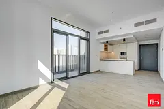 Vacant | New Ellington | Corner Unit | Pool View