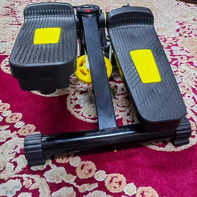 Compact Stepper Exercise Machine