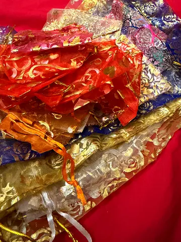 17 Organza Gift Bags 10 small pieces 5 big pieces + 2 cloth bag
