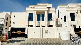 Elegantly designed two-story villa with a rooftop terrace. Registration fees included. Freehold owne