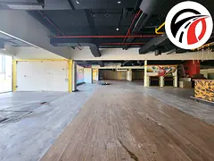 Road Facing ! Chiller Free Best location Shop for Rent