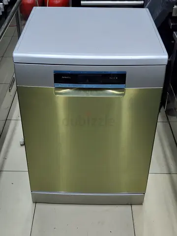 Brand new dishwasher Bosch series 8 never used stock piece delivery with warranty