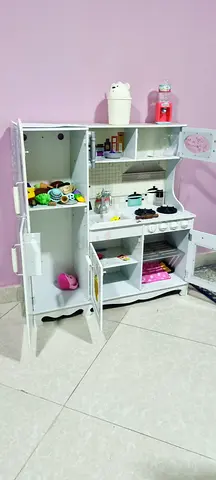 Charming Dollhouse Playset with Accessories