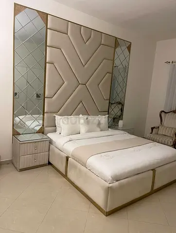 غرفه نوم فخمة للبيع
