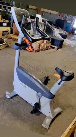 Precor Upright Bike