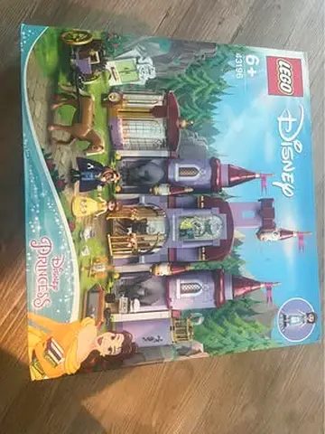 FLASH SALE BRAND NEW LEGO 43196 DISNEY BEAUTY AND THE BEAST