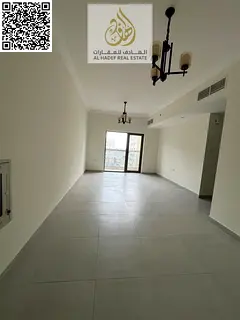 Two bedrooms and a living room, first occupancy, large area with 3 bathrooms and a gym inside the to