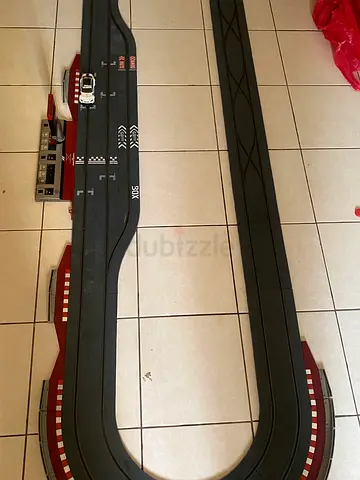 Slot Car Racing Track without controls