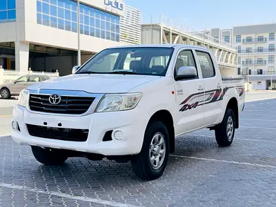 Toyota Hilux // Gcc space // 4 WD Drive // Model 2013 // Good conditions