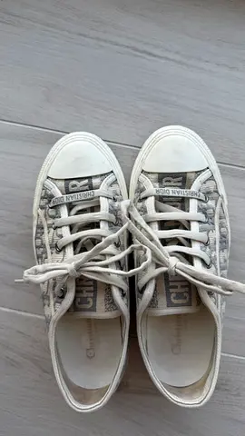 Dior sneakers 37.5
