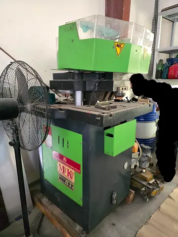 Hydraulic Corner Notching Machine – HNM-6 VP (Variable Angle + Punch/Staple Station)