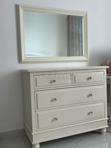 Stylish Illuminated Mirror for Your Bathroom