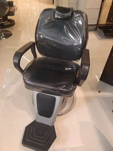 Stylish salon Chair for Sale