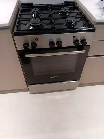 Bompani four burner full gas cooker size 60cm
