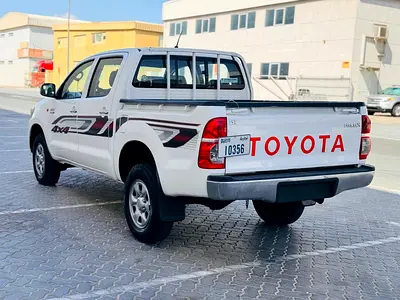 2013 Toyota HILUX photo 5