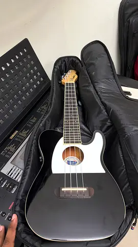 Fender Fullerton Tele Concert Ukulele