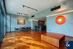 Fully Upgraded + Remodelled | Vacant | Duplex