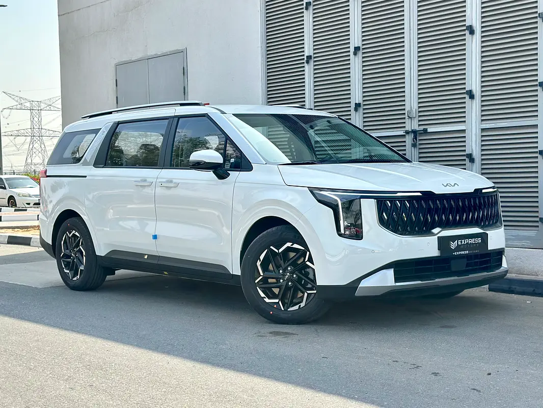 Kia Carnival 2026 — photo 1 of 18