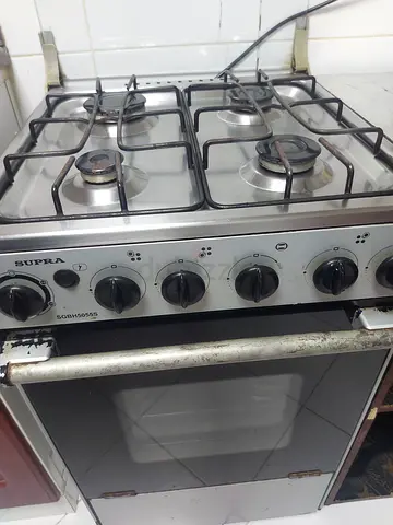 Cooking range , 4 burner