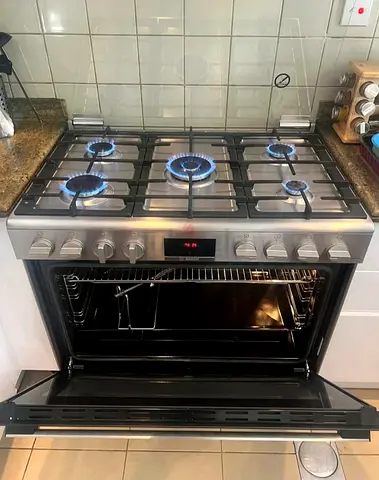 Bosch 5 burner Gas cooker 90x60cm