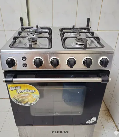 Elekta Gas Cooker in Good Condition