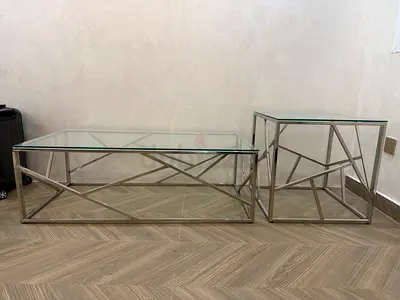 Stylish Glass table and Side Table طاولة زجاجية أنيقة وطاولة جانبية