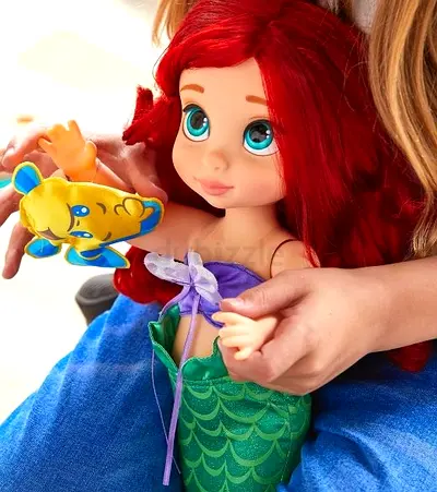 Disney Animators Collection: Ariel Animator Doll 15
