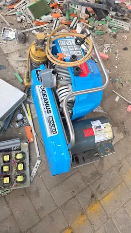 Bauer oxygen compressor