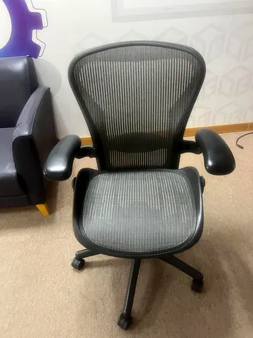 Herman miller Aeron size B