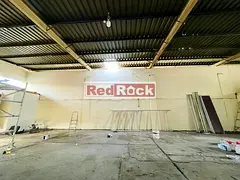 Prime 2000 Sqft Warehouse with office