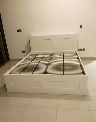 IKEA brimness king size 180×200cm bed frame with headboard+ 4 big storage drawers with IKEA mattress
